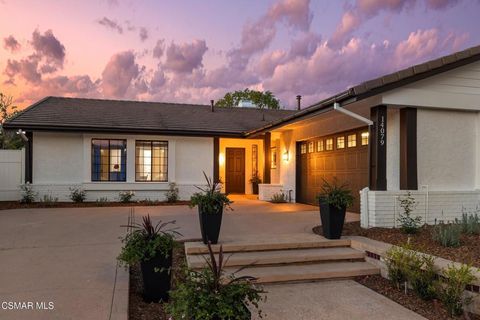 Photo of 14079 Atwood Court, Moorpark, CA 93021 (MLS # 225005806)