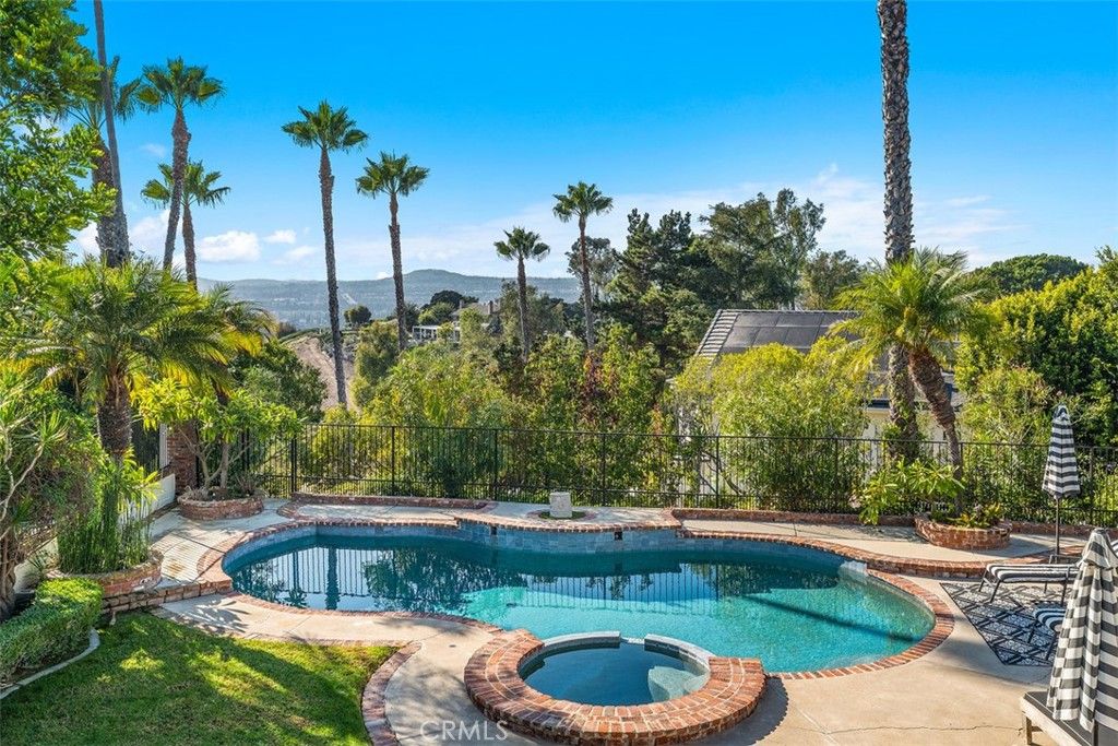 Photo of 27101 Shenandoah Drive, Laguna Hills, CA 92653 (MLS # OC26048143)