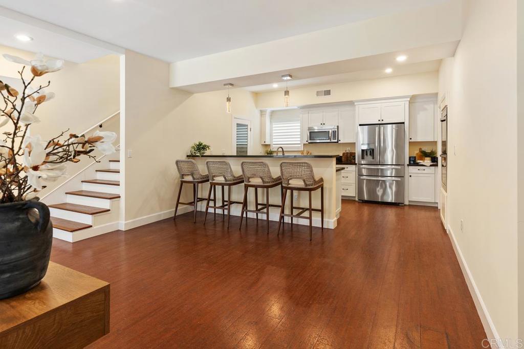 10175 Autumnview Lane