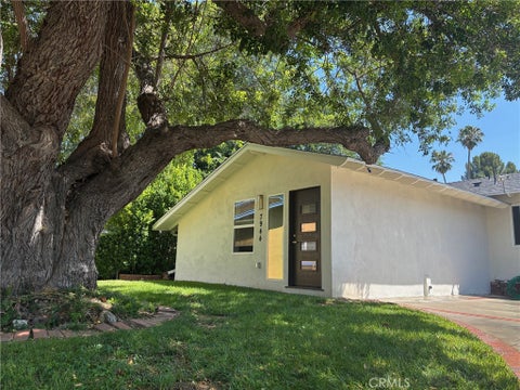 Photo of 7944 Moorcroft Ave, Canoga Park, CA 91304 (MLS # SR26142576)