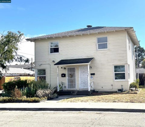 Photo of 168 W Chanslor Ave AVE, Richmond, CA 94801 (MLS # 41148797)