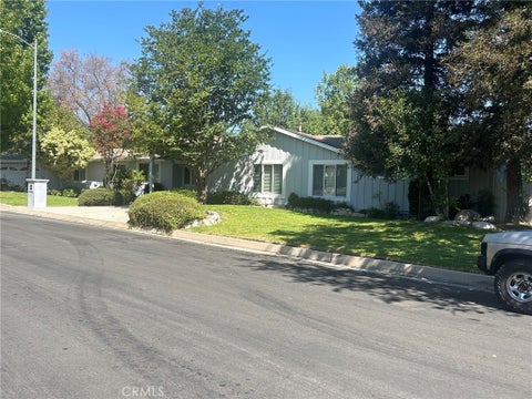 Photo of 17229 Weddington ST, Encino, CA 91316 (MLS # SR26188574)
