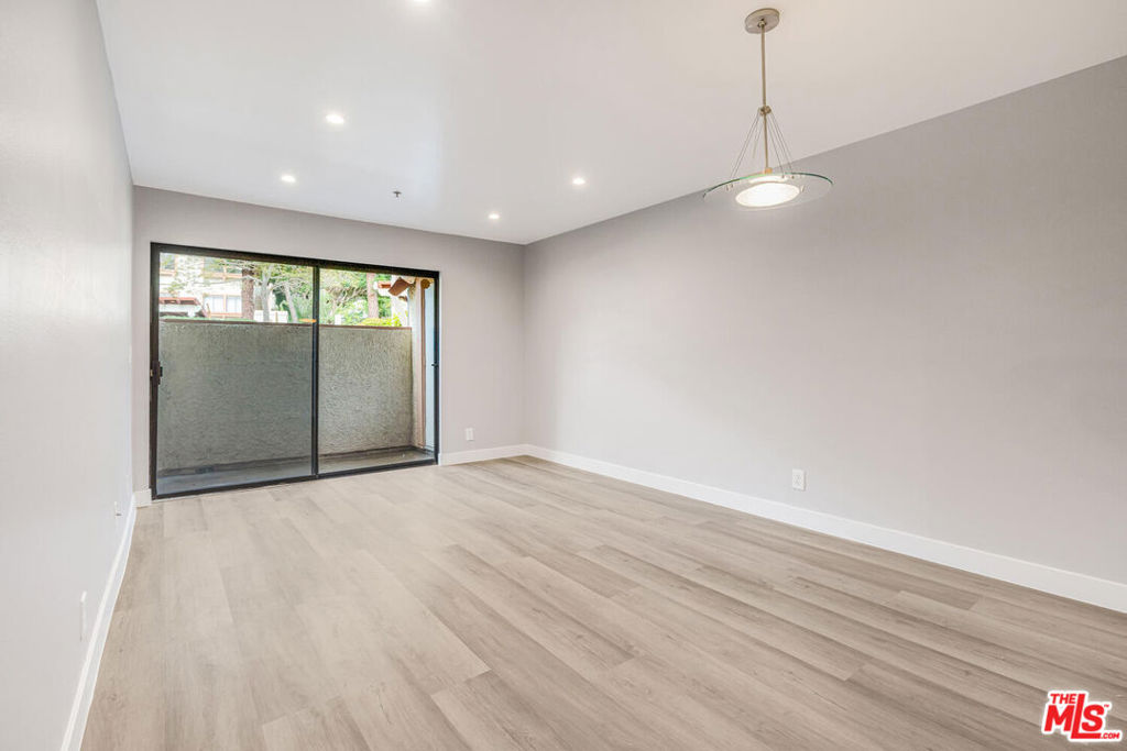 501 Palisades Drive 110