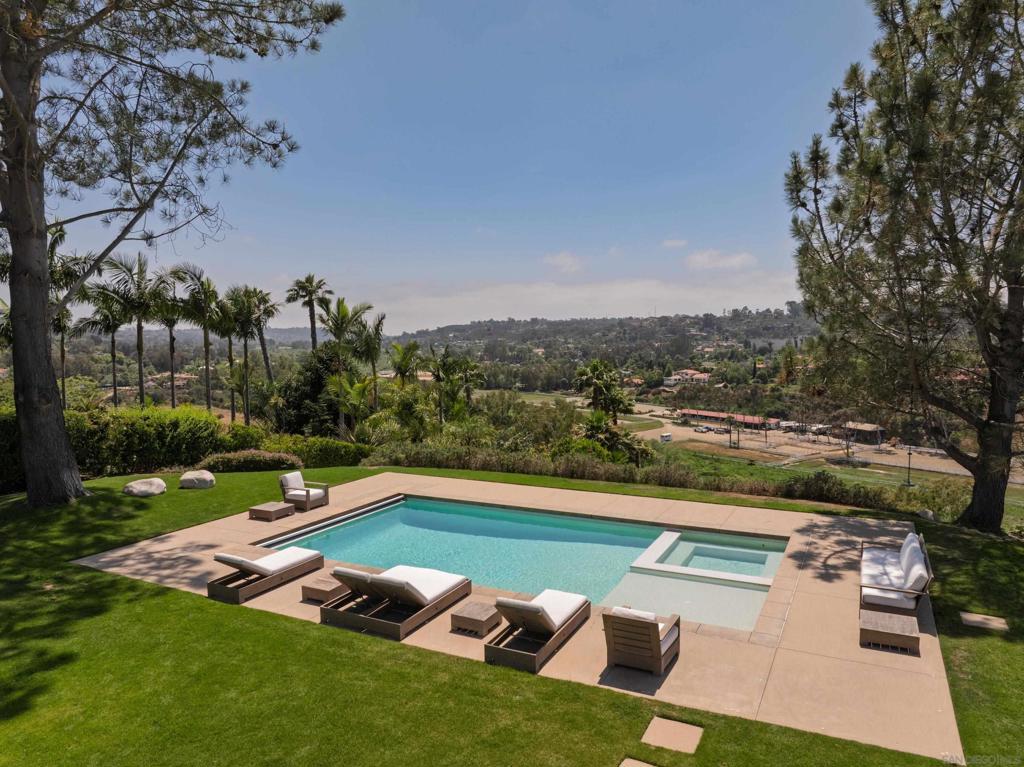 Rancho Santa Fe - Residential