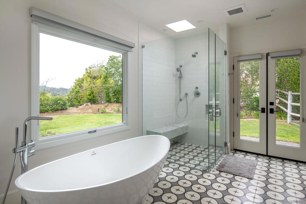 Rancho Santa Fe - Residential