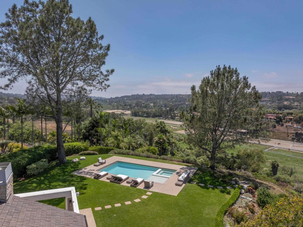 Rancho Santa Fe - Residential
