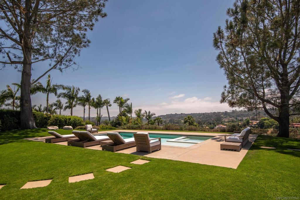 Rancho Santa Fe - Residential