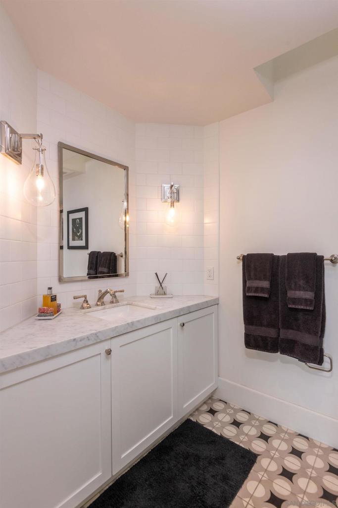 Rancho Santa Fe - Residential