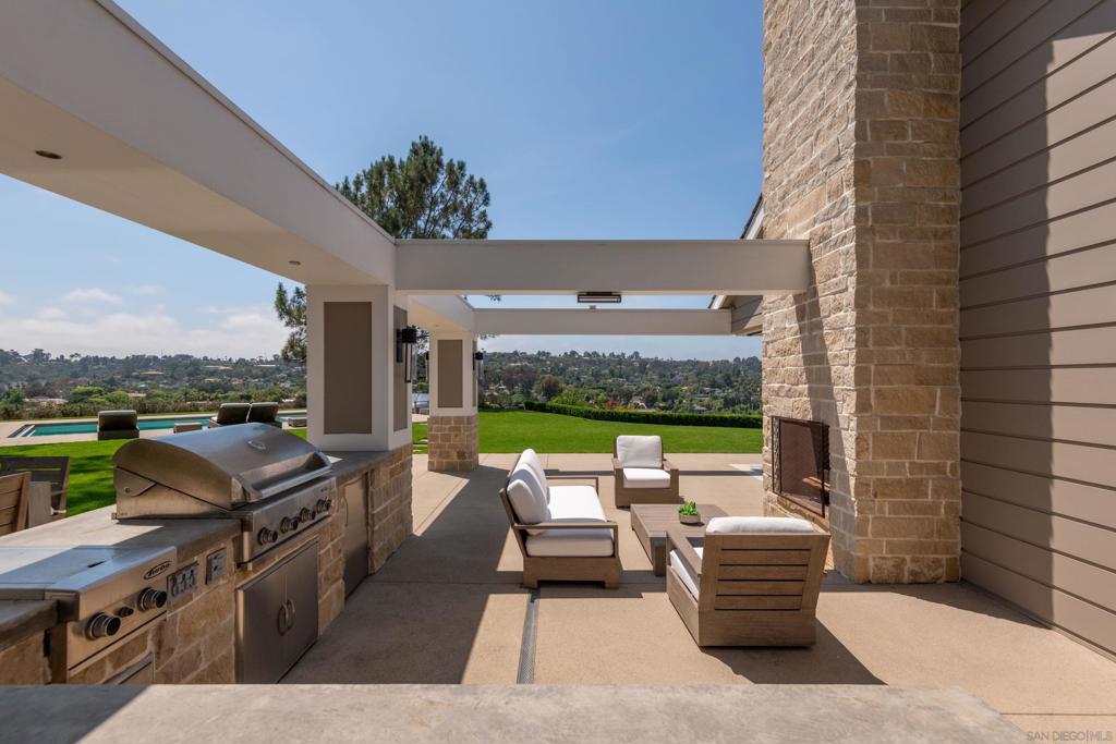 Rancho Santa Fe - Residential