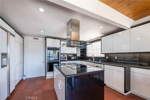 Tiny photo for 5629 Rainbow Crest Drive, Agoura Hills, CA 91301 (MLS # SR26120756)