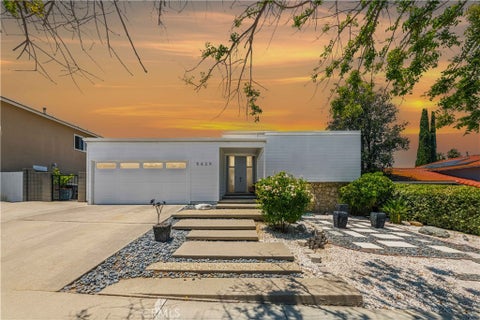 Photo of 5629 Rainbow Crest Drive, Agoura Hills, CA 91301 (MLS # SR26120756)