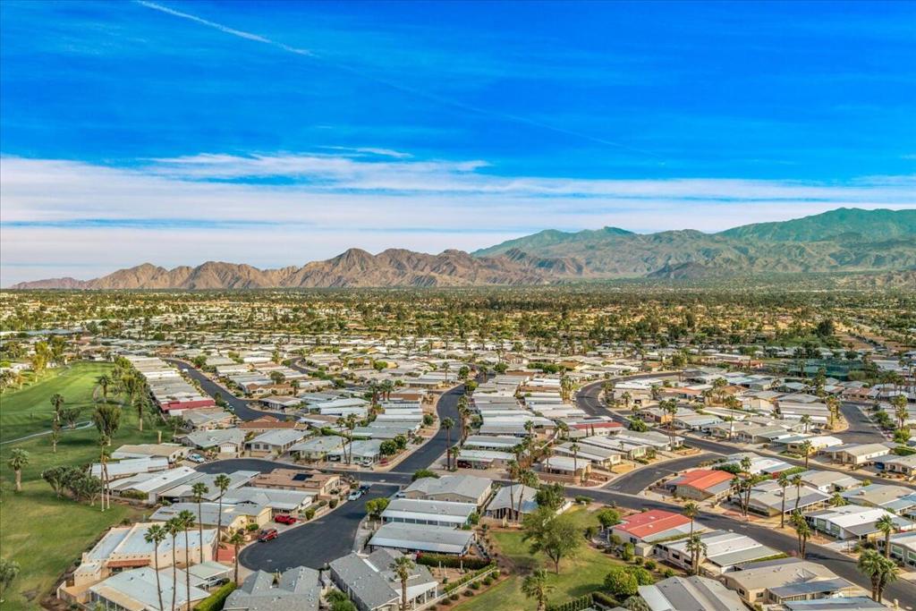 Palm Desert Greens - Manufactured In Park