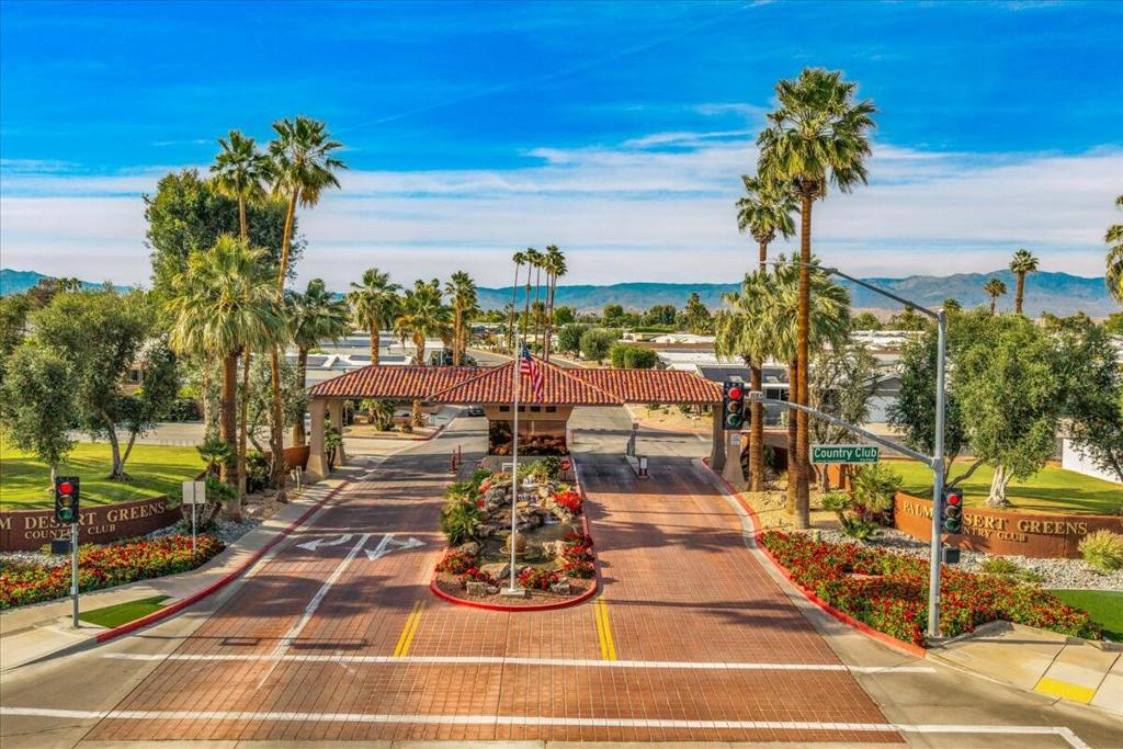 Palm Desert Greens - Manufactured In Park