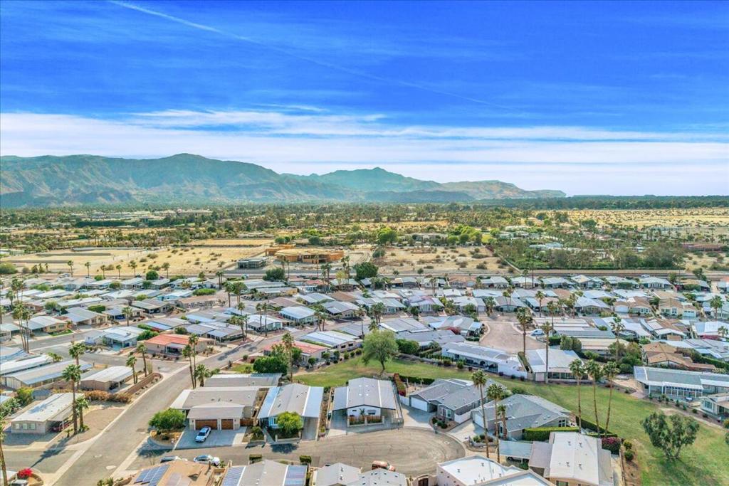 Palm Desert Greens - Manufactured In Park