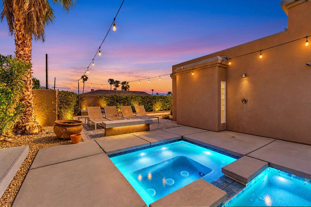 52883 Eisenhower Drive