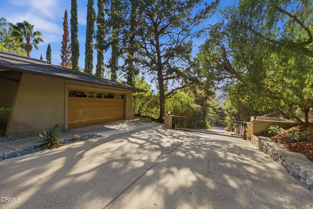 3616 E Chevy Chase Drive