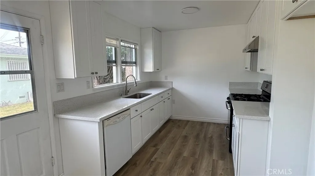 Temple City, California 91780, United States, 3 Bedrooms Bedrooms, ,2 BathroomsBathrooms,Residential,Active,219506