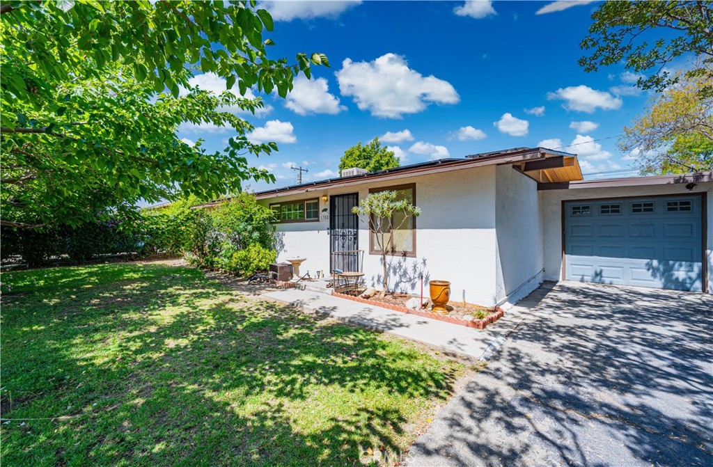 1358 Orchard