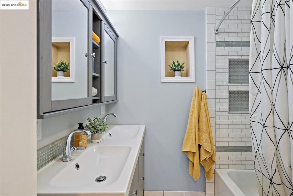 PIEDMNT/WILDWOOD - Residential