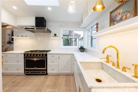 106 Via Cordova Newport Beach CA 92663