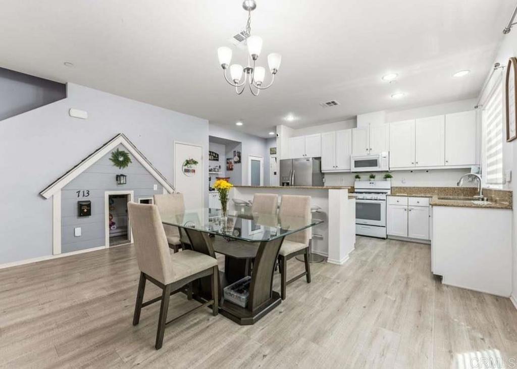 1704 Cal Orchid Place 3
