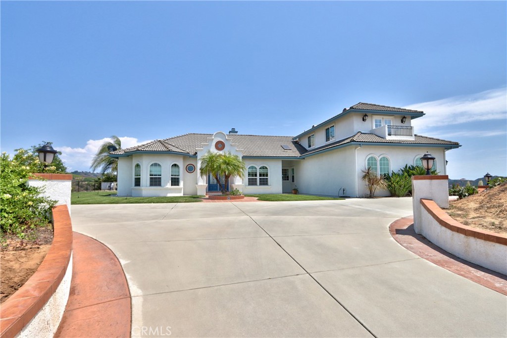 25025 Las Palmeras Drive