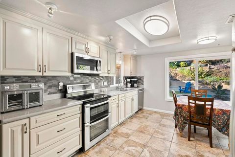 13052 Trail Dust Ave San Diego CA 92129