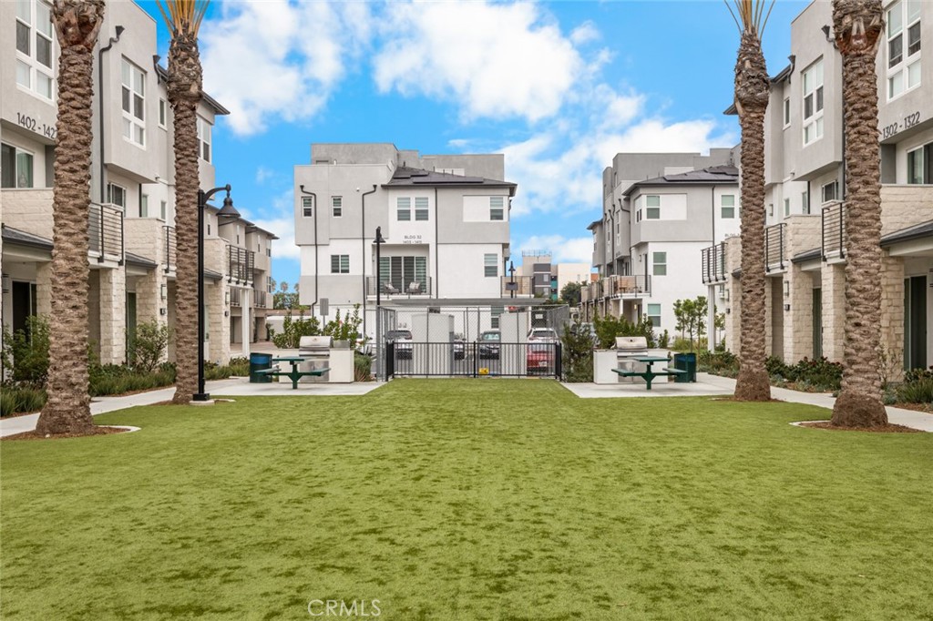 100 West - Residential