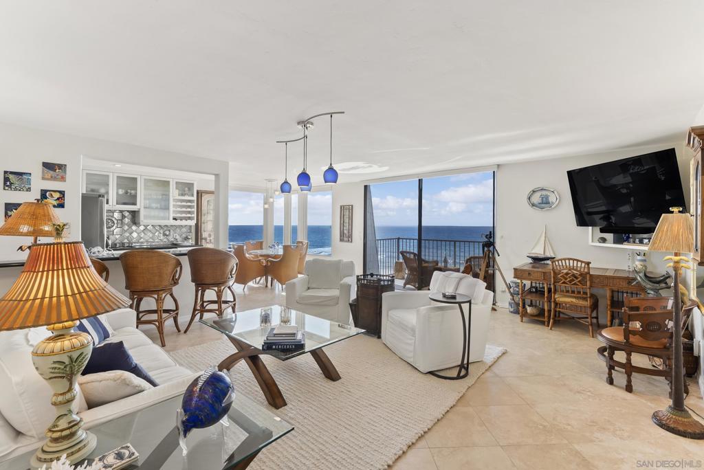 424 Stratford Ct B31