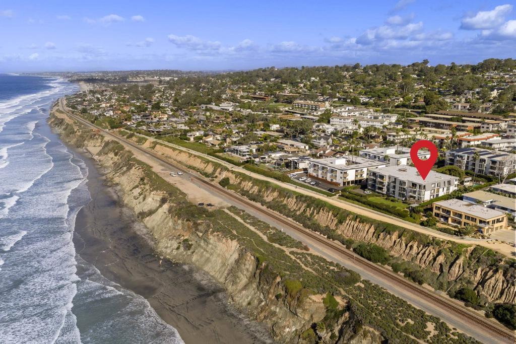 424 Stratford Ct B31