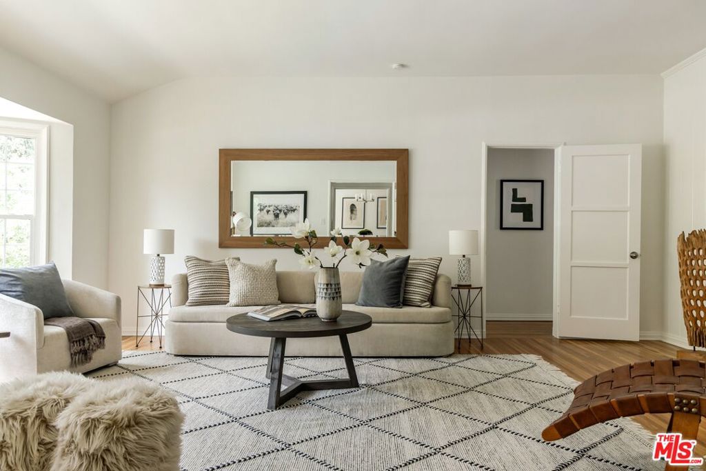 3554 Laurelvale Drive