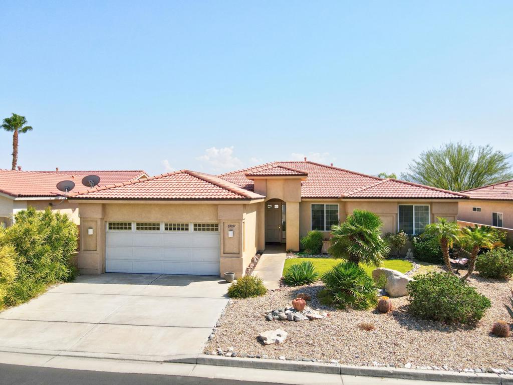 65057 Cliff Circle S