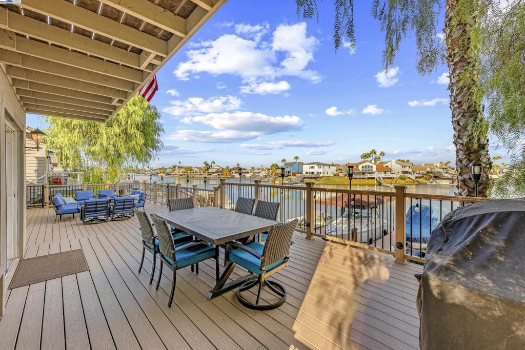 DISCOVERY  BAY - Residential