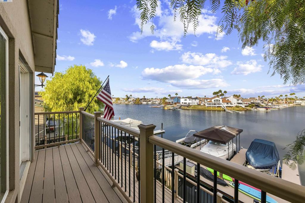 DISCOVERY  BAY - Residential