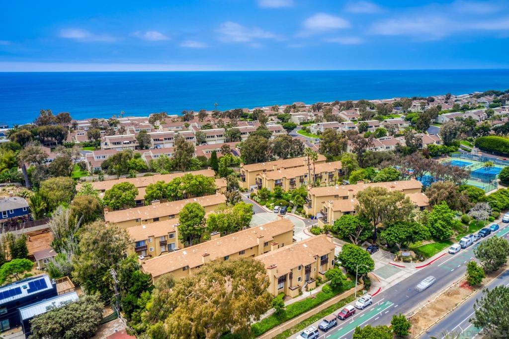 1680 N Coast Highway 101