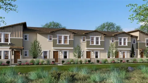 6393 Sierra Vista Lane Unit 4, Fontana, CA 92336 - MLS#: SW25246540