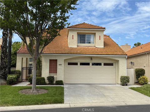 Photo of 40483 Via Estrada, Murrieta, CA 92562 (MLS # SW26095492)