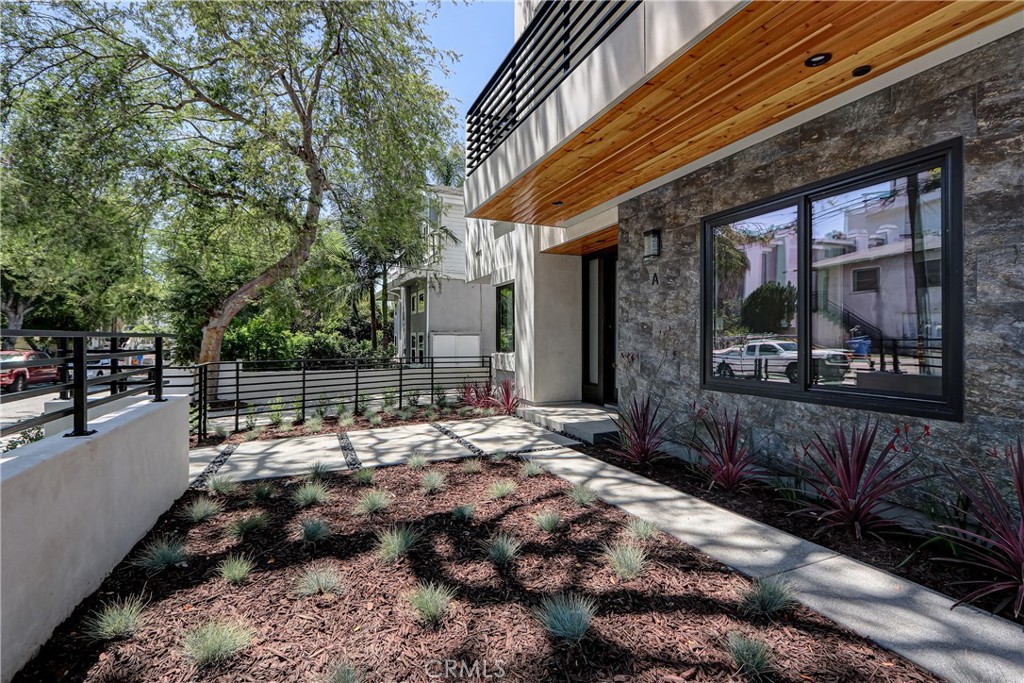 2005 Mathews Avenue A