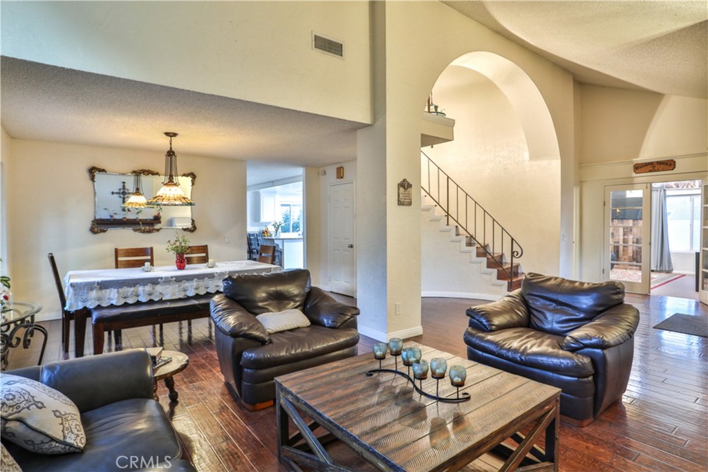 6073 Cameo Street