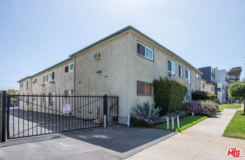 Tiny photo for 4361 Berryman Avenue #12, Los Angeles, CA 90066 (MLS # 26843187)