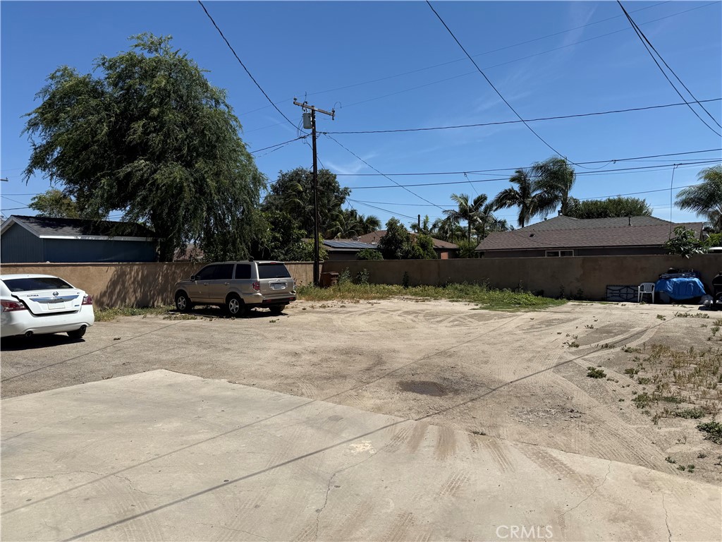 1212 E Sycamore Street