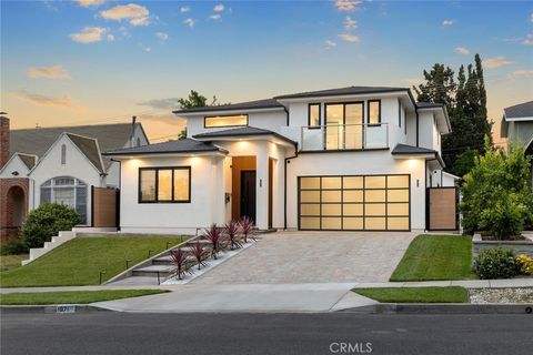 Photo of 1071 E Providencia AVE, Burbank, CA 91501 (MLS # GD26102234)