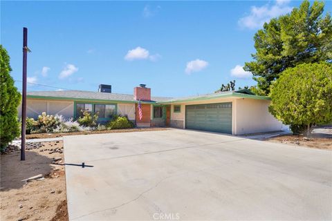 Photo of 18803 Chapae Lane, Apple Valley, CA 92307 (MLS # CV25190229)