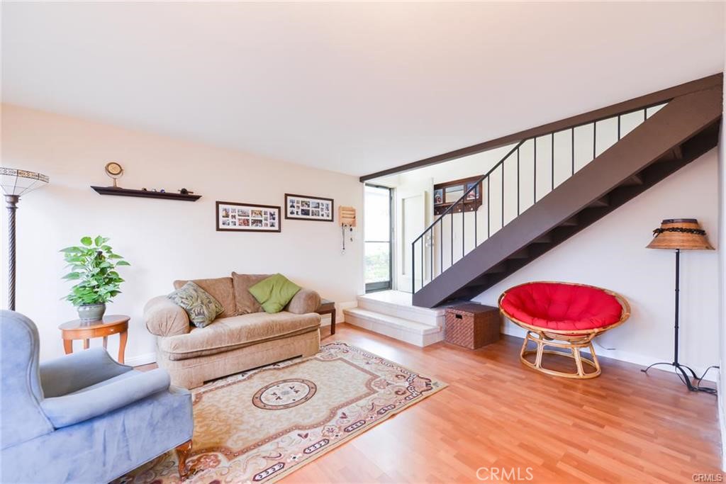 101 Oval Road 1
