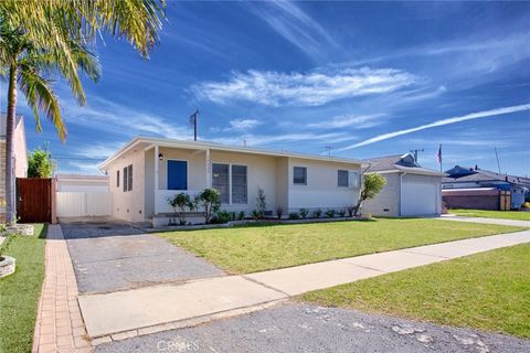 14008 Cornuta Bellflower CA 90706