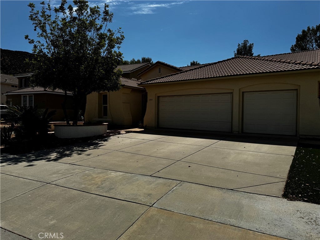 Properties 1 31919 Cypress Glen Court