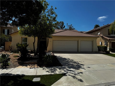 Photo of 31919 Cypress Glen Court, Lake Elsinore, CA 92532 (MLS # PW26232266)