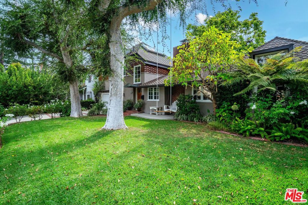 5013 Bellaire Avenue