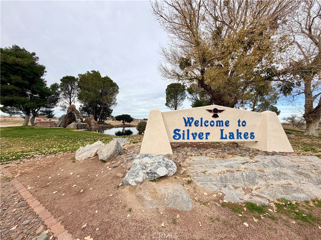 26784 Sheffield Lane