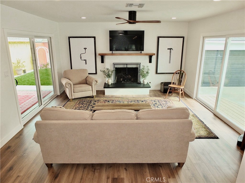4412 Carfax Ave, Lakewood CA 90713